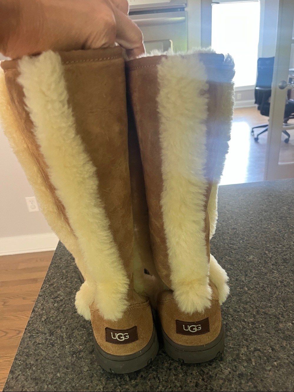 UGG Chestnut Suede Winter Boots with wCream Shearling Trim - Picture 3 of 4
